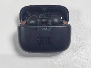 01-200212818: Jbl tune 230nc