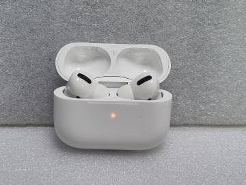 01-200080169: Apple airpods pro