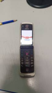 01-200107749: Nokia 6600 fold
