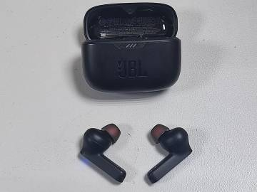 01-200212818: Jbl tune 230nc