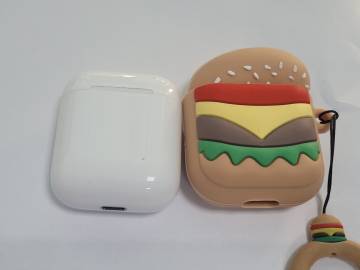 01-200166298: Apple airpods 2nd generation with charging case