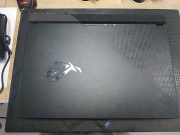 01-200139433: Asus rog strix scar 15 g533qs