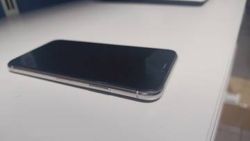 01-200159055: Apple iphone x 64gb