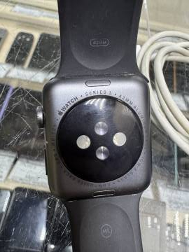 01-200193728: Apple watch series 3 gps 42mm aluminium case a1859