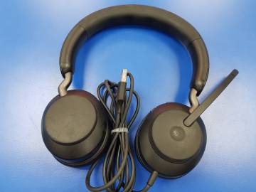 01-200144016: Jabra evolve2 40 ms stereo