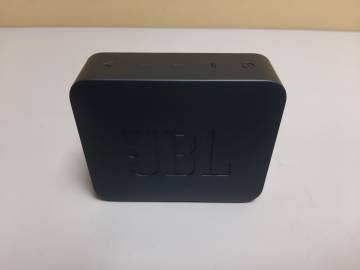 01-200277865: Jbl go essential