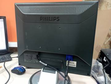 01-200158217: Philips 190s