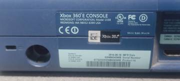 01-200204954: Microsoft xbox360 e 1tb