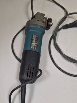 01-200244848: Makita 9558hn