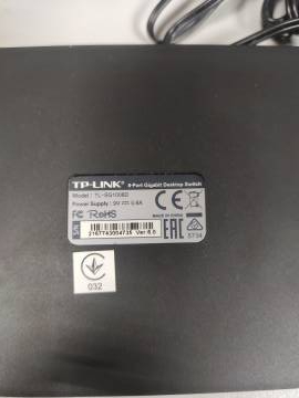 01-200248750: Tp-Link sg1008d