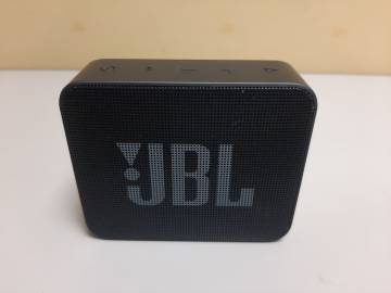 01-200277865: Jbl go essential