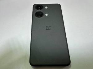 01-200314138: Oneplus ace 2v 12/256gb