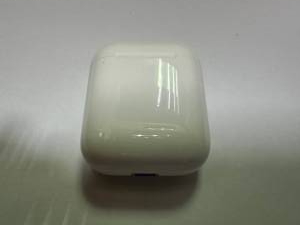 01-200211838: Apple airpods 2nd generation with charging case