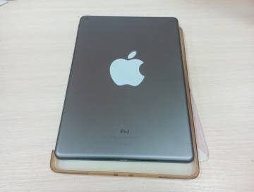 01-200175584: Apple ipad 9 wifi a2602 64gb