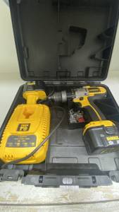 01-200263698: Dewalt dcd940