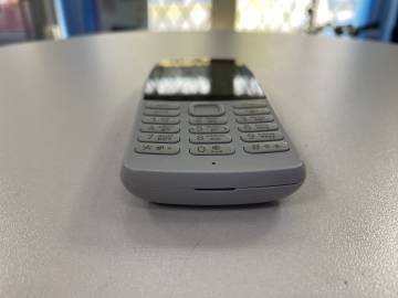 01-200224014: Nokia 210