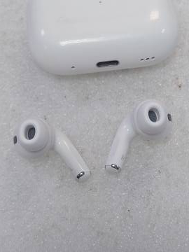 01-200275217: Apple airpods pro 2nd generation with magsafe charging case usb-c