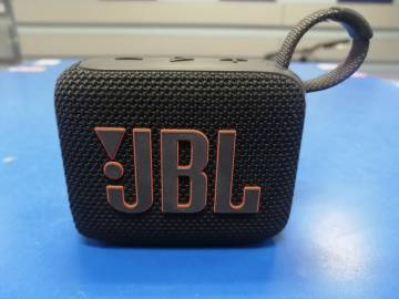 01-200309408: Jbl go 4