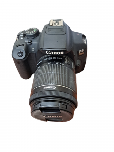 01-200054931: Canon eos 700d kit