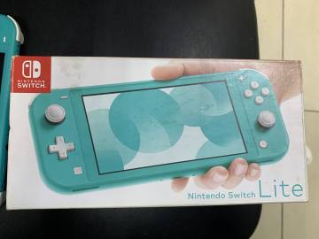 01-200257448: Nintendo switch lite