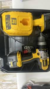 01-200263698: Dewalt dcd940