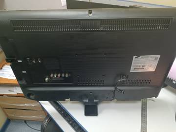 01-200257456: Samsung ue28j4100