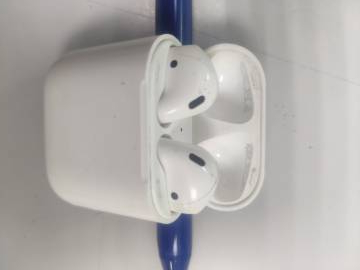 01-200256687: Apple airpods 2nd generation with charging case