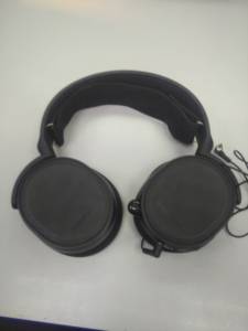 01-200273368: Steelseries apex m750