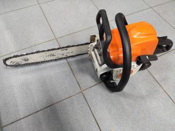 01-200211758: Stihl ms180/c