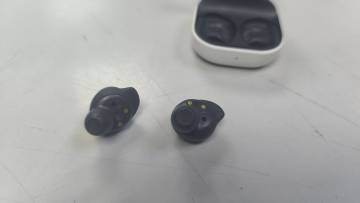 01-200281652: Samsung galaxy buds fe sm-r400n