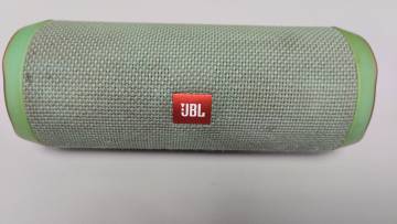 01-200271213: Jbl flip 4