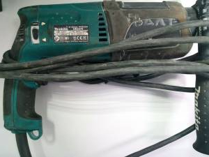 01-200214513: Makita hr2470