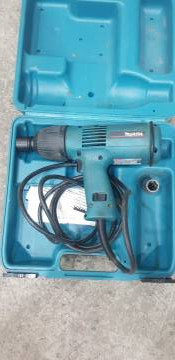 01-200227108: Makita 6905