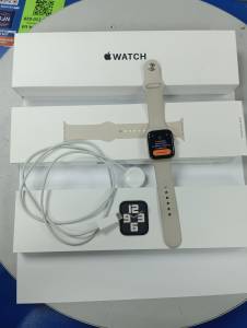 01-200242664: Apple watch se 2 gps 40mm aluminum case with sport