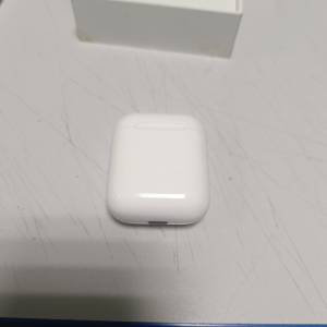 01-200276401: Apple airpods 2nd generation with charging case