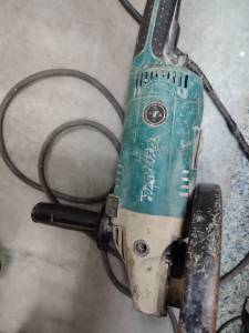 01-200276779: Makita ga9020