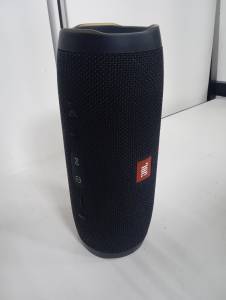 01-200308007: Jbl charge 3