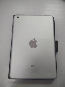 01-200170720: Apple ipad mini 1 wifi 16gb