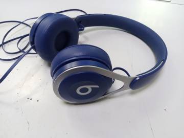 01-200214800: Monster beats ep on-ear headphones