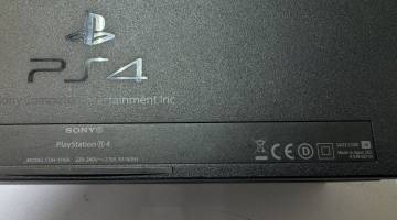 01-200144146: Sony ps 4 (cuh-1116a) 500gb