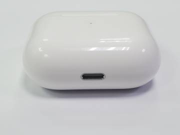 01-200246067: Apple airpods 3rd generation