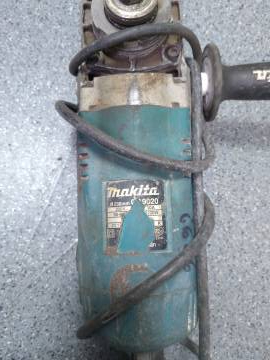 01-200240792: Makita ga9020