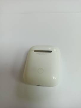 01-200267302: Apple airpods 2nd generation with charging case