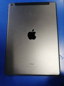 01-200309235: Apple ipad 8 wifi 128gb 4g