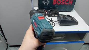 01-200043991: Bosch gsr 180 li 2акб + зп