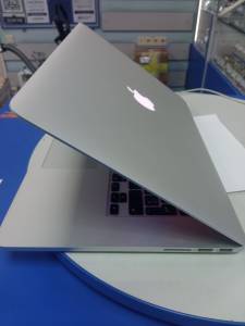 01-200138278: Apple Macbook Pro a1398/ core i7 2,5ghz/ ram16gb/ ssd512gb/ intel iris pro/ retina