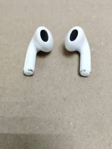 01-200223351: Apple airpods 3rd generation