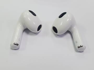 01-200246067: Apple airpods 3rd generation