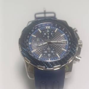 01-200204926: Guess w1047g2