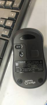 01-200236821: Logitech silent wireless combo mk295